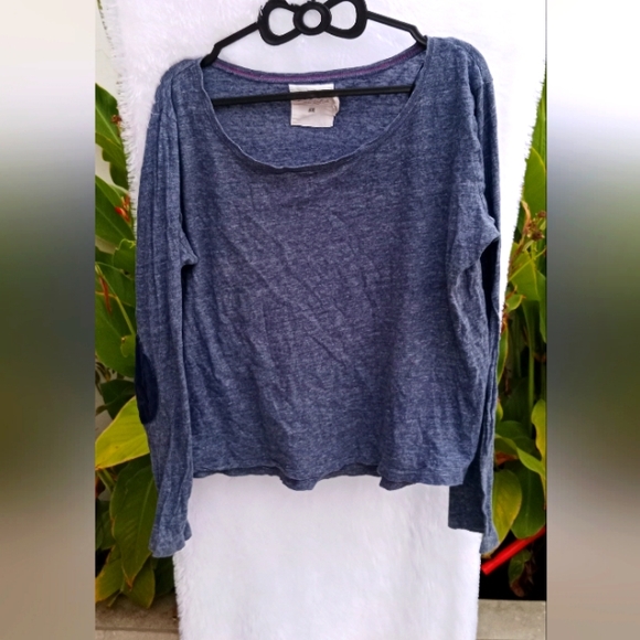 H&M Tops - H&M t shirts